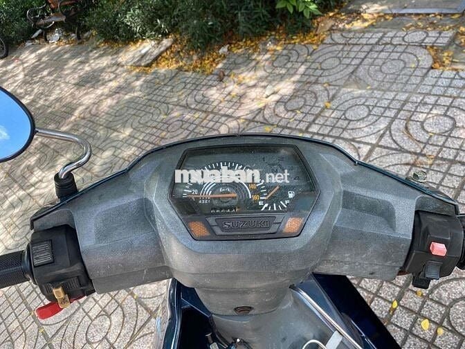Suzuki Viva 110 Xanh đen 4 thì có gl xe