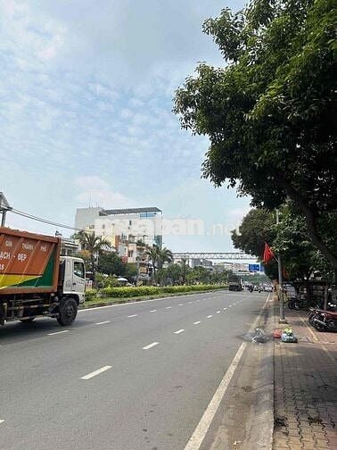 CHỦ NHIỆT BÁN - Còn 23,5 chốt 8/7/26 Chủ giảm thêm 2 Tỷ Bán nhanh  MẶT