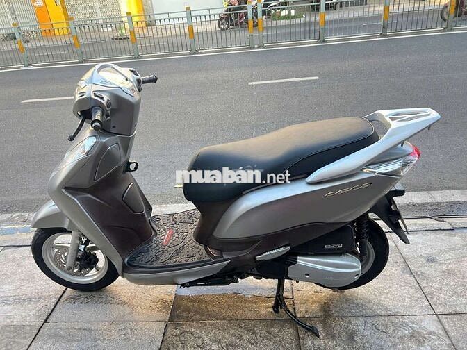Honda Lead FI 2016 Bạc