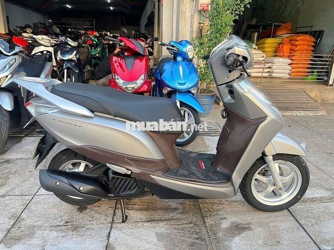 Honda Lead FI 2016 Bạc