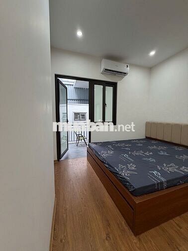 CHÍNH CHỦ CHO THUÊ CHDV Ở TÔ VĨNH DIỆN - BALCON, WC RIÊNG
