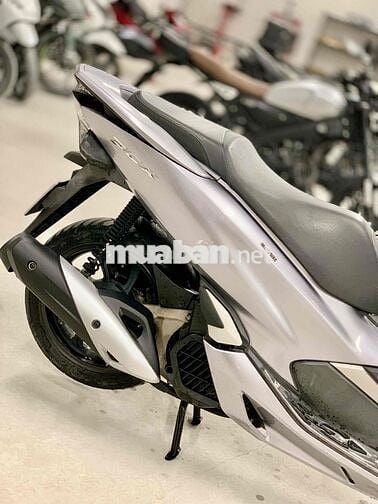 Honda PCX 125 2018 Chính Chủ BSTP Màu Bạc Xe Đẹp