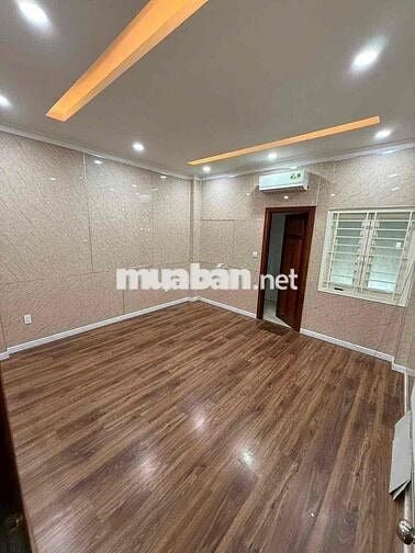 CHO THUÊ NHÀ 25TR HẦM 3 LẦU CÁCH 20M RA MẶT TIỀN ĐƯỜNG PHẠM VĂN CHIÊU