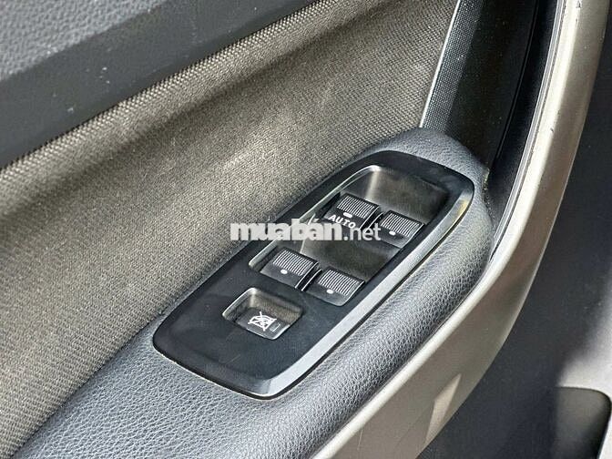 Ford Ranger XLS AT 4x2 | Sản xuất 2018