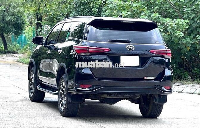 Toyota Fortuner, Bản 2.4 Legender 1 Cầu 2021