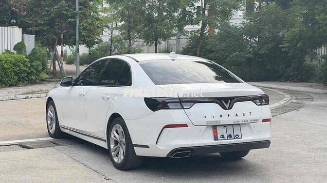 VinFast Lux A 2.0 AT sản xuất 2022 siêu lướt