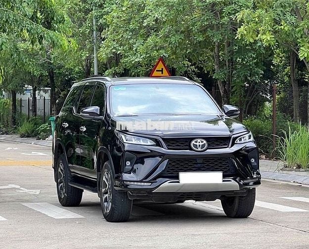 Toyota Fortuner, Bản 2.4 Legender 1 Cầu 2021