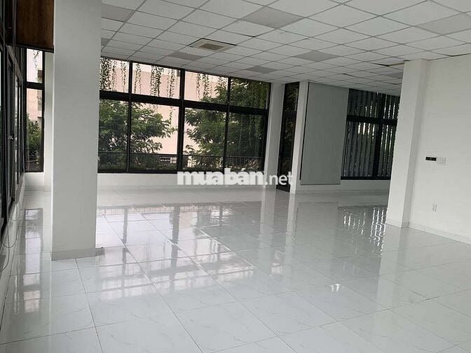 🏢 CHO THUÊ VĂN PHÒNG RỘNG 120M2 NGAY CẦU HÒA XUÂN💥