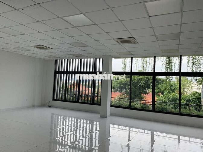 🏢 CHO THUÊ VĂN PHÒNG RỘNG 120M2 NGAY CẦU HÒA XUÂN💥