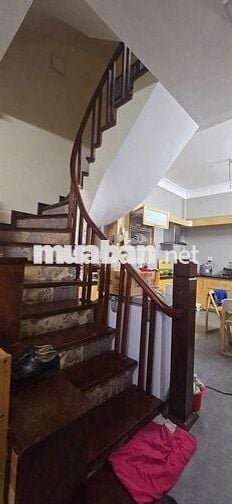 Cho thuê nhà Kim Mã 35m², 4 tầng, 4PN, full nội thất, 12 triệu/tháng