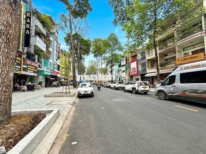 HƠN 300M2 SỬ DỤNG - GẦN VẠN HẠNH MALL - SỐ 39 LÝ THƯỜNG KIỆT, QUẬN 10