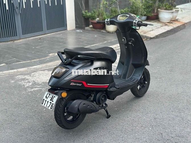 Cần bán xe Vespa 50cc Đk 2024 bs47 chính chủ