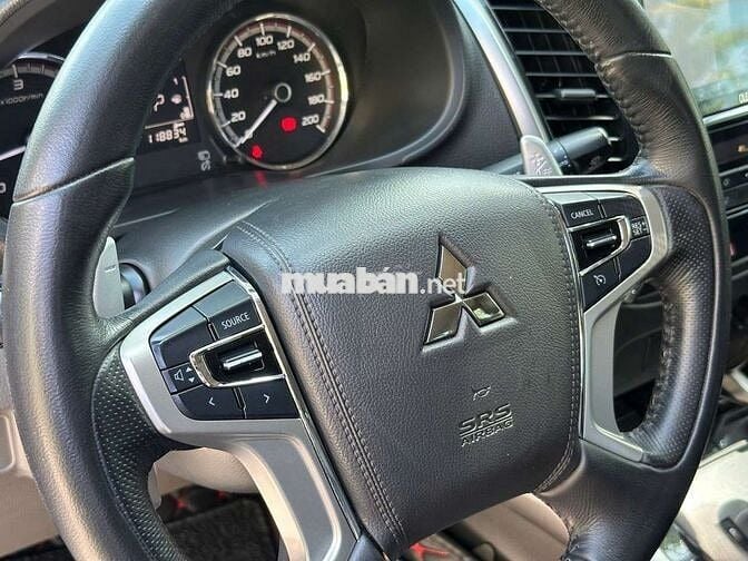 Mitsubishi Triton GLS Premium 2018 4x2AT Xám bạc