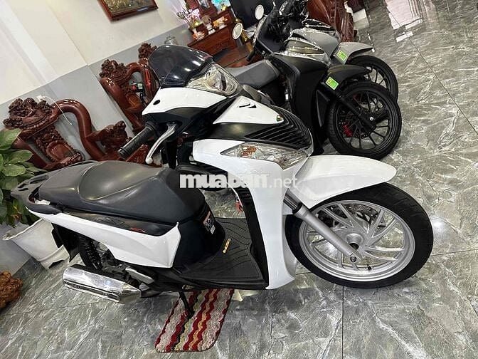 Honda SH 150 2013 Trắng Zin Khóa Smakey