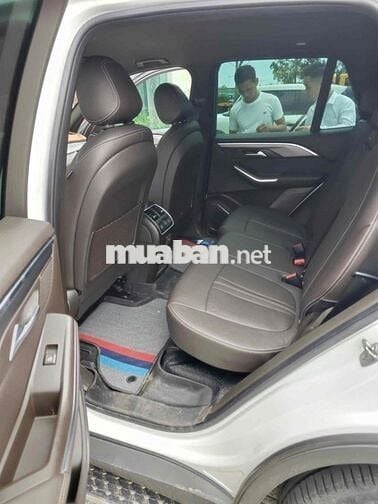 VinFast Lux SA Plus 2021 Trắng 30887 km
