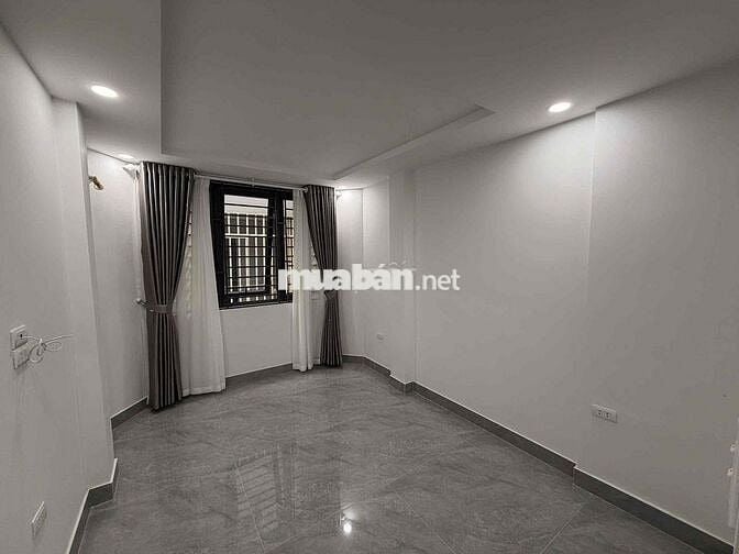 Ngọc Khánh, 10m ra mặt phố, Nhà mới đẹp full nội thất, Cực hiếm