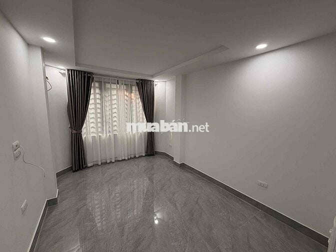 Ngọc Khánh, 10m ra mặt phố, Nhà mới đẹp full nội thất, Cực hiếm