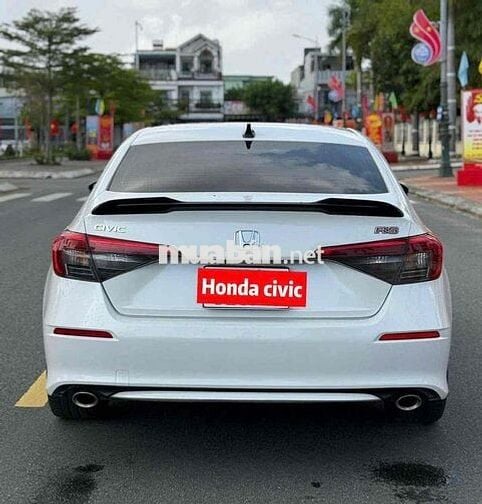 Honda Civic RS Trắng 5 chỗ