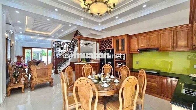 Nhà Full Nội Thất 1 Trệt 3 Lầu 5P 5x20m Mặt Tiền Đường Số Phạm Hữu Lầu