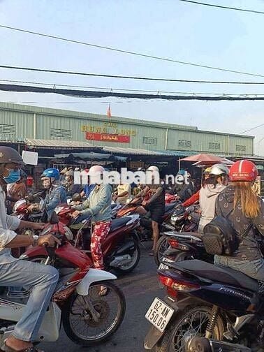 Chính Chủ Cần Bán Đất Gần Chợ Hưng Long
