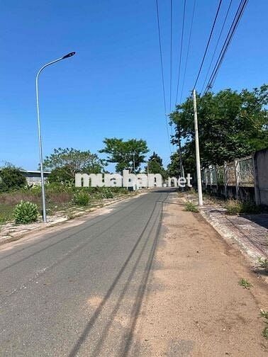 tôi chính chủ bán lô đất lan anh2