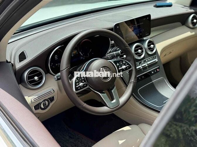 Mercedes-Benz GLC 300 4Matic 2021 Trắng