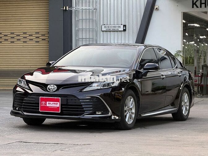 Toyota Camry 2.0G 2022 Đen 31.691 km