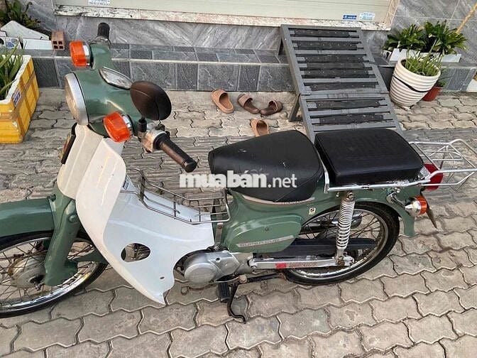 Honda Cub 50cc❤️đi học bstp cavet đủ❤️