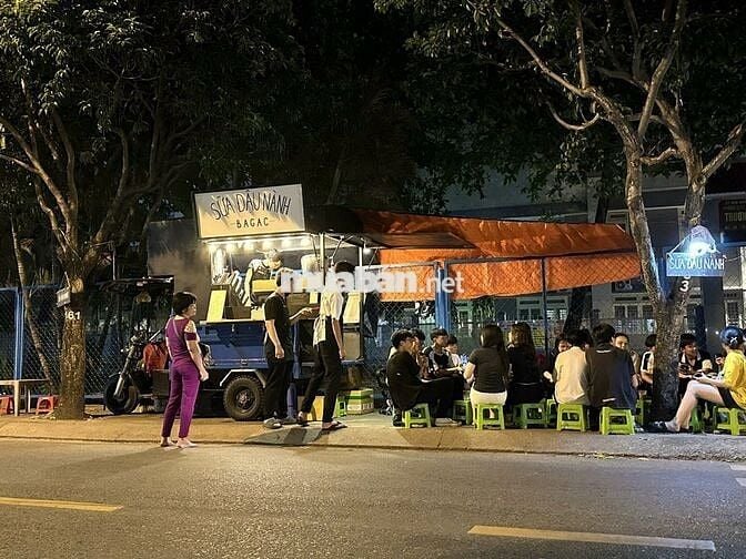 Tuyển Nhân viên phục vụ, pha chế parttime tại Q12