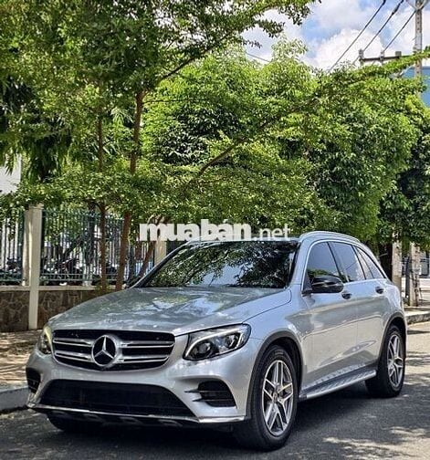 Mercedes-Benz GLC 300 4MATIC 2017 Bạc