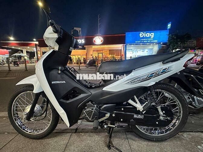 Honda Wave A 2025 Trắng 4000 km
