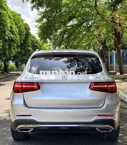 Mercedes-Benz GLC 300 4MATIC 2017 Bạc