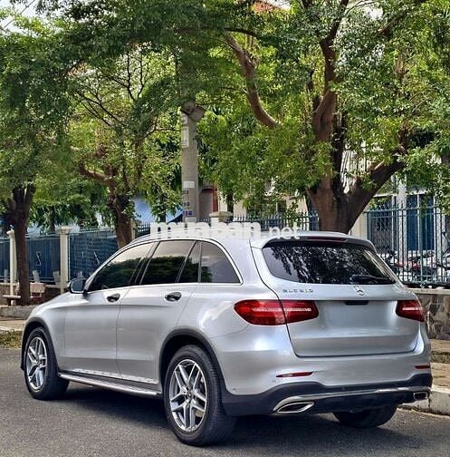 Mercedes-Benz GLC 300 4MATIC 2017 Bạc