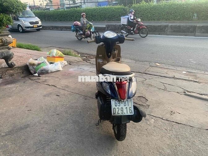 Yamaha NoZa Xe tay ga Xanh 2014