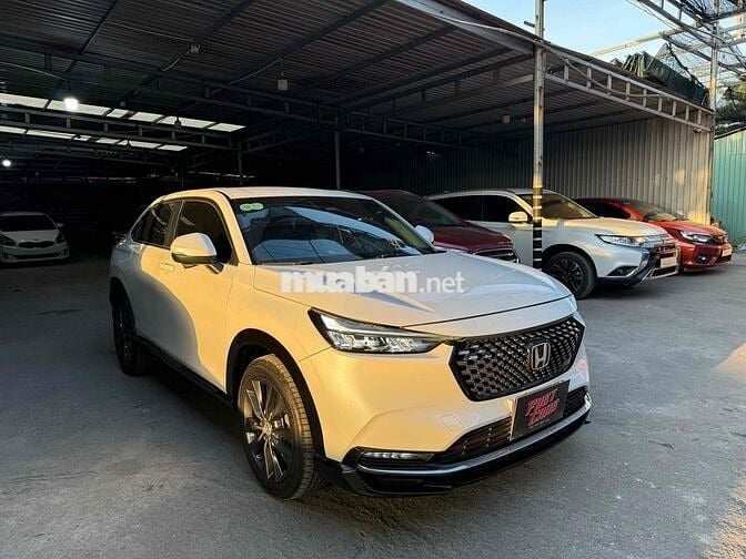 Honda HR-V RS 2022 đi 29.000 km một chủ không lỗi