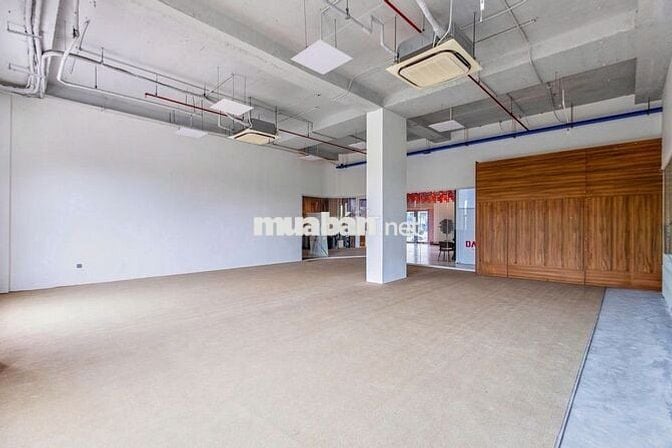 VĂN PHÒNG CHO THUÊ MẶT TIỀN NGUYỄN HỮU THỌ - 95M2 NGAY TẦNG 1 