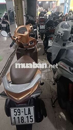 Honda Vision 2017 Vàng đồng