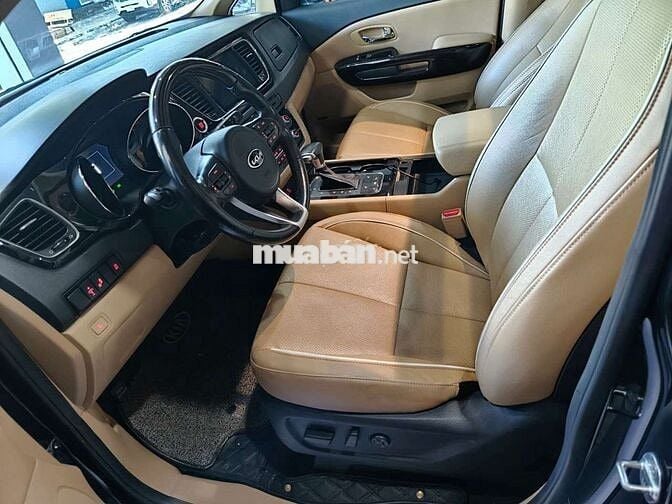 Kia Sedona 2017 2.2DATH full dầu,màu đen
