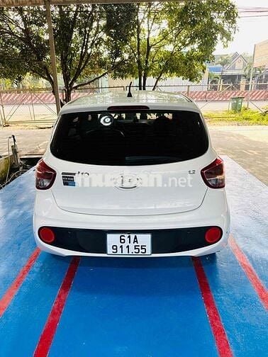 Hyundai Grand i10 2021 1.2 AT Hatchback Trắng