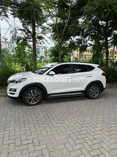 Hyundai Tucson 2021 Xăng Trắng