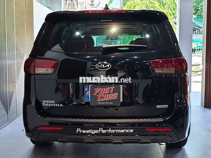 Kia Sedona 2017 2.2DATH full dầu,màu đen