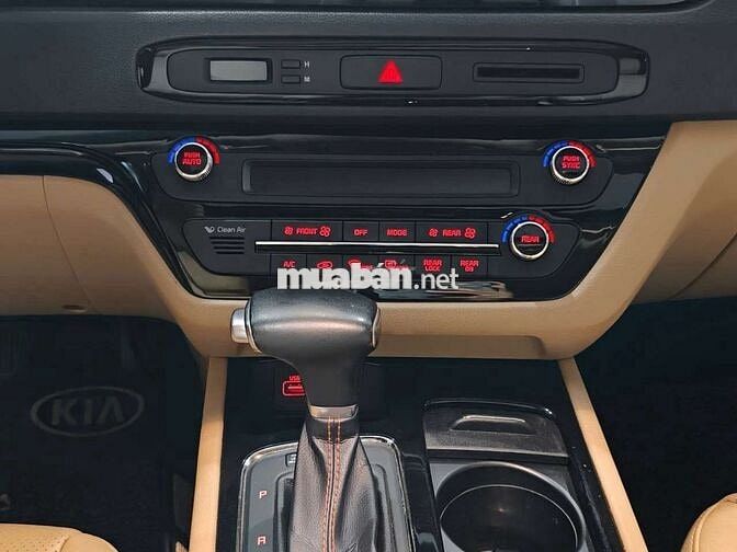 Kia Sedona 2017 2.2DATH full dầu,màu đen