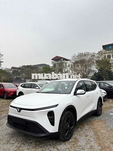 VinFast VF MPV 7 Trắng 450 km/sạc