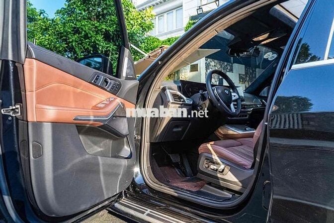BMW X7 Pure Excellence LCI 2024 Đen