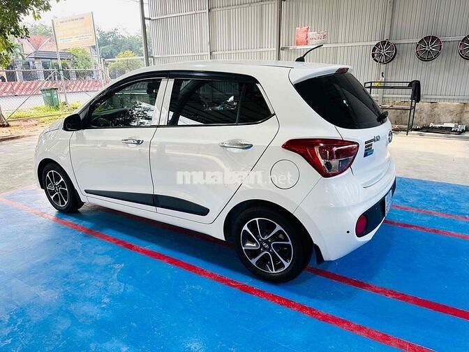 Hyundai Grand i10 2021 1.2 AT Hatchback Trắng