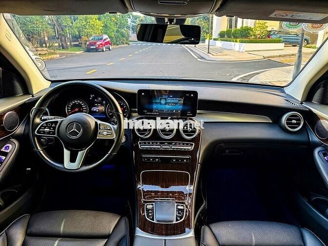 Mercedes-Benz GLC200 Sport 2022- 1 CHỦ 9.000 miles