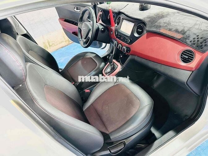 Hyundai Grand i10 2021 1.2 AT Hatchback Trắng