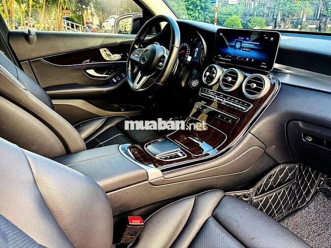Mercedes-Benz GLC200 Sport 2022- 1 CHỦ 9.000 miles
