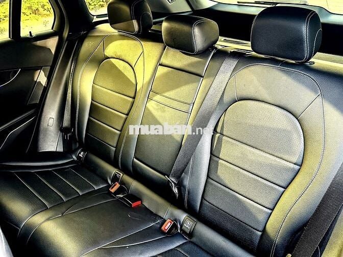 Mercedes-Benz GLC200 Sport 2022- 1 CHỦ 9.000 miles
