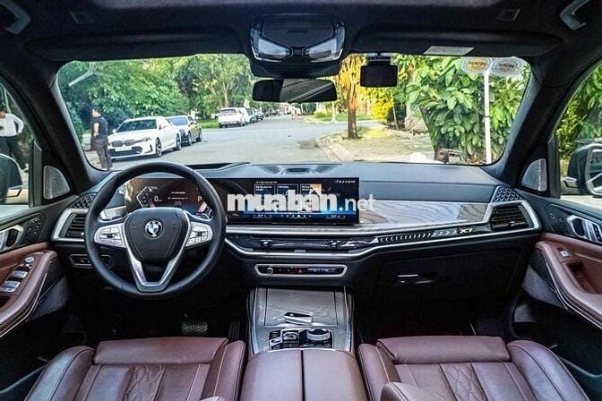BMW X7 Pure Excellence LCI 2024 Đen